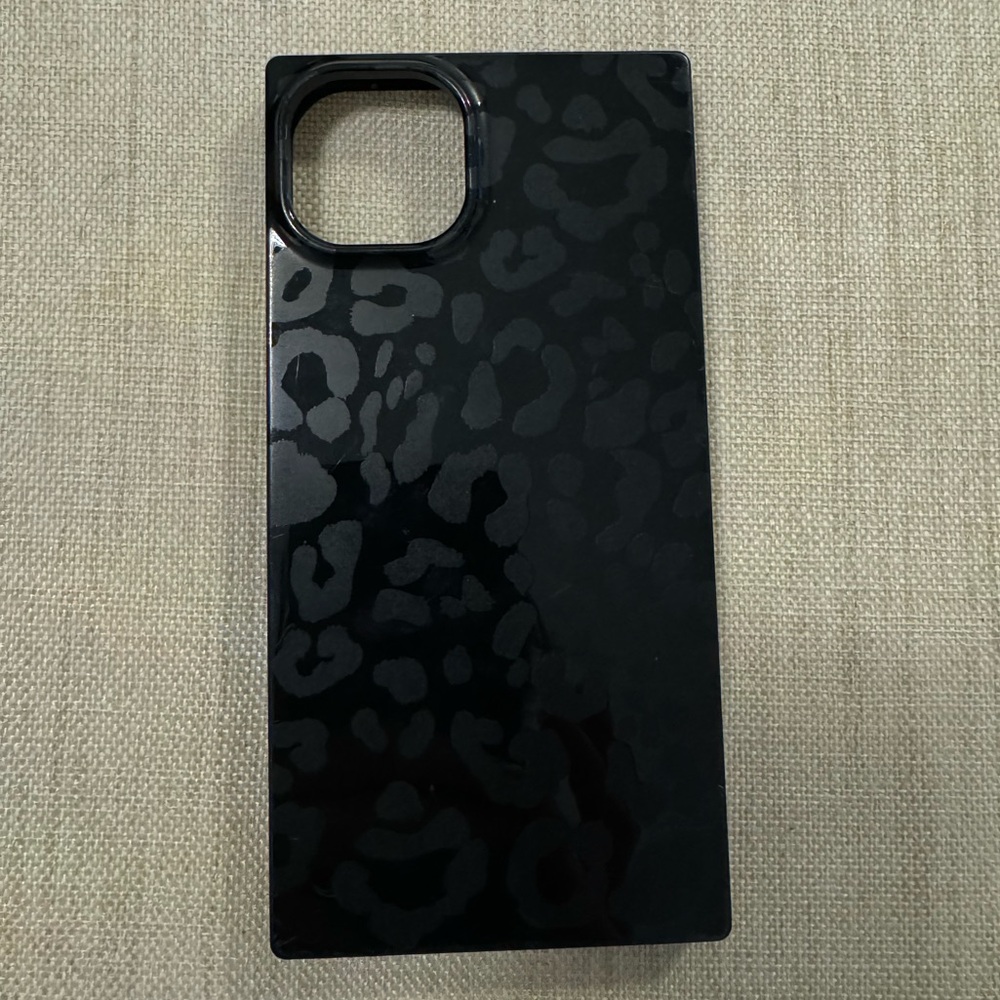 Heyday Black Square Cheetah Print IPhone 15 Plus Phone Case